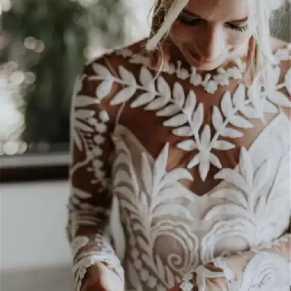 New! BOHO bohemian long sleeve Wedding Dress